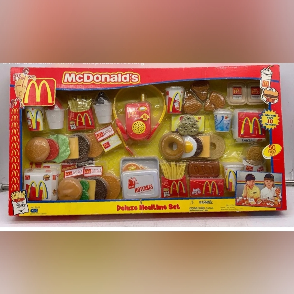 RARE!!! 2001 New McDonald's 50 Piece Play Set